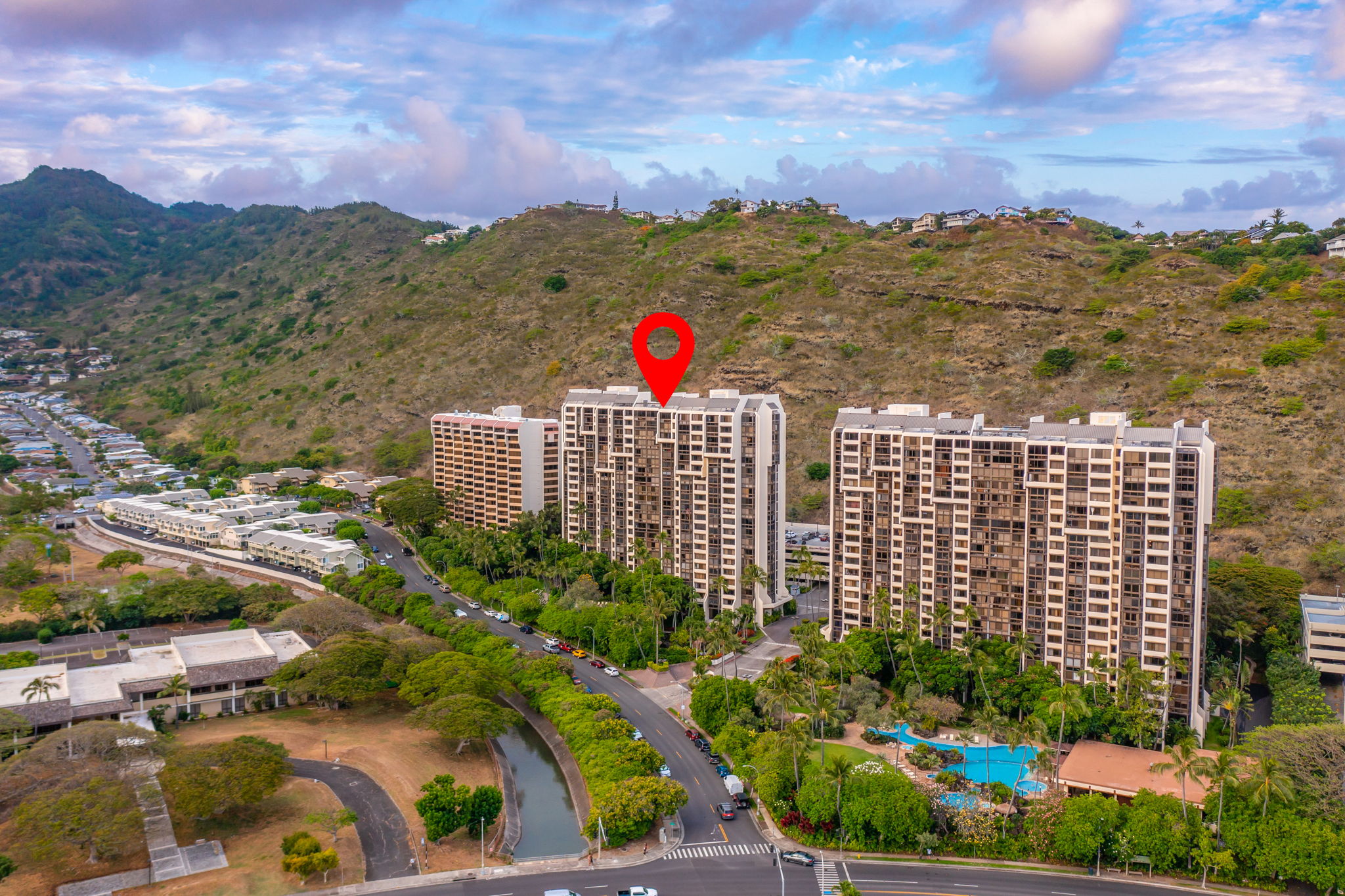 521 Hahaione Street - #2/2L